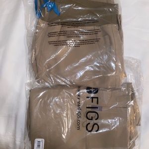 S High waisted Yola Scrub Pant and Catarina XS top